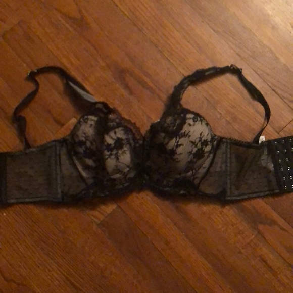 Victoria's Secret Other - Nwt Victoria’s secret lace 32dd dream angels